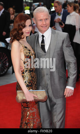 London, UK. 12. April 2016. Rhydian Roberts besucht die Europäische Premiere von "Florence Foster Jenkins" im Odeon Leciester Square. Bildnachweis: Ferdaus Shamim/ZUMA Draht/Alamy Live-Nachrichten Stockfoto