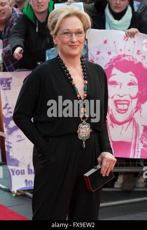 London, UK. 12. April 2016. Meryl Streep bei "Florence Foster Jenkins" Films in London Weltpremiere 04.12.2016 Credit: Dpa picture-Alliance/Alamy Live News Stockfoto