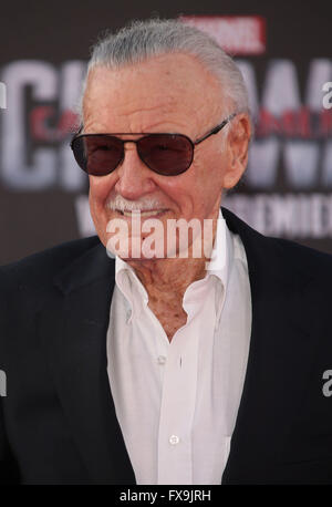 Hollywood, CA, USA. 12. April 2016. 12. April 2016 - Hollywood, Kalifornien - Stan Lee. "Captain America: Bürgerkrieg '' Weltpremiere im Dolby Theatre statt. Bildnachweis: Sammi/AdMedia © Sammi/AdMedia/ZUMA Draht/Alamy Live-Nachrichten Stockfoto