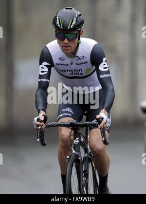 Eibar, Spanien, 9. April 2016 Serge Pauwels während das Zeitfahren gegen Eibar - Eibar der Baskenland-Rundfahrt Stockfoto