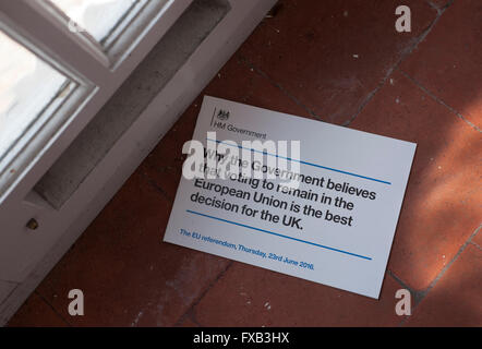 Pro europäisches Referendum-Broschüre von HM Regierung für den Tag der Entscheidung am 23. Juni 2016 produziert. Stockfoto