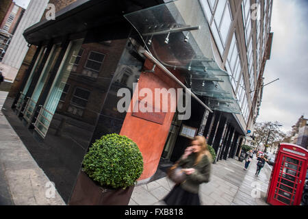 Das Square Restaurant 2 Michelin Sterne Central London Restaurant. 6-10 Bruton Street Mayfair, London W1J 6PU. Stockfoto