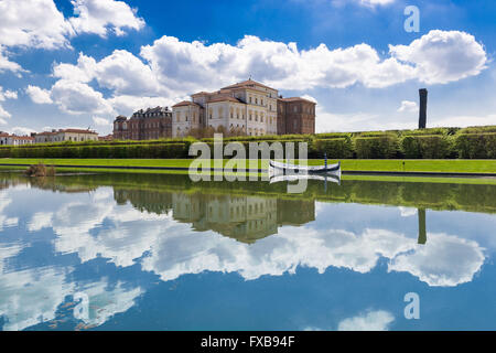 Der königliche Palast von Venaria, eine der Residenzen des Königshauses Savoyen, in die UNESCO-Liste des Weltkulturerbes aufgenommen Stockfoto