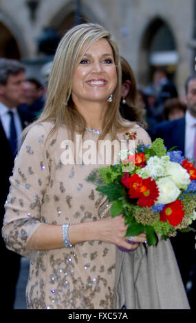 13-04-03-2016 HM Königin Máxima zu Fuß die Neue Alte Rathaus 2 Tage Besuch von HM König Willem-Alexander und Máxima HM Königin nach Bayern © Dpa picture-Alliance/Alamy Live News Stockfoto