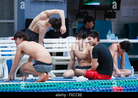 JISS, Tokyo, Japan. 14. April 2016. Daiya Seto (JPN), 14. April 2016 - Schwimmen: Schwimmen Japan Nationalmannschaft Trainingseinheit im JISS, Tokio, Japan. © Sho Tamura/AFLO SPORT/Alamy Live-Nachrichten Stockfoto