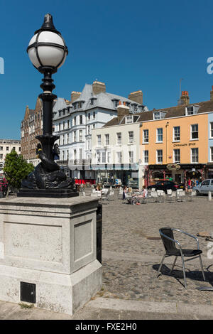 Farbenfrohe Gebäude an der Strandpromenade von Margate, Kent, UK Stockfoto