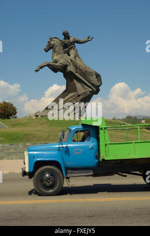 Die Statue von Antonio Maceo am Plaza De La Revolucion. Santiago De Cuba, Kuba Stockfoto