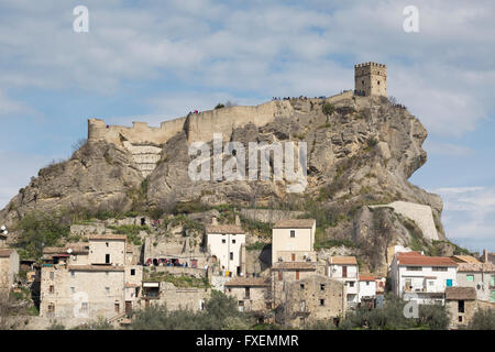 Burg Roccascalegna, Italien Stockfoto