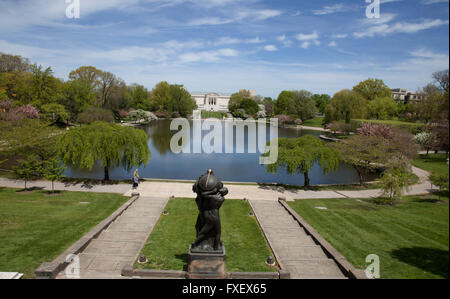 Die Lagunen vor dem Cleveland Museum of Art in Cleveland, Ohio University Circle Bereich Stockfoto