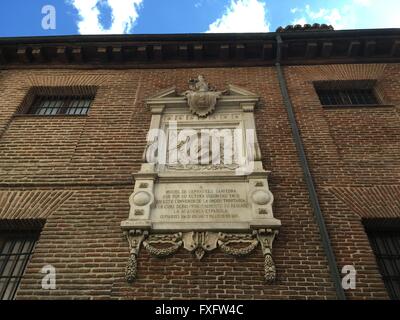 Madrid, Spanien. 14. April 2016. Das Kloster 'San Ildefonso de Las Trinitarias Descalzas', 14. April 2016 in Madrid, Spanien, fotografiert. Die Überreste von Miguel de Cervantes, die verloren waren, seit dem 17. Jahrhundert und fand im vergangenen Jahr bleiben in diesem Kloster. Foto: Emilio Rappold/Dpa/Alamy Live News Stockfoto