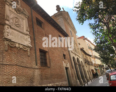 Madrid, Spanien. 14. April 2016. Das Kloster 'San Ildefonso de Las Trinitarias Descalzas', 14. April 2016 in Madrid, Spanien, fotografiert. Die Überreste von Miguel de Cervantes, die verloren waren, seit dem 17. Jahrhundert und fand im vergangenen Jahr bleiben in diesem Kloster. Foto: Emilio Rappold/Dpa/Alamy Live News Stockfoto