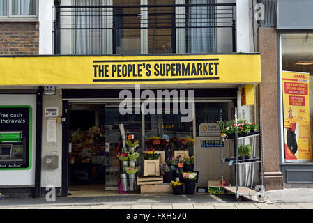 Die Menschen Supermarkt Lämmer Conduit Street, Holborn Bloomsbury England Großbritannien UK Stockfoto