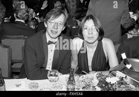 Der Deutsche Schauspieler Hark Bohm Beim Deutschen Filmball bin 11.01.1981 in München, Deutschland 1980er Jahre. Deutscher Schauspieler Hark Bohm in der Deutscher Filmball am 11. Januar 1981 in München der 1980er Jahre. 24x36swNegV200 Stockfoto