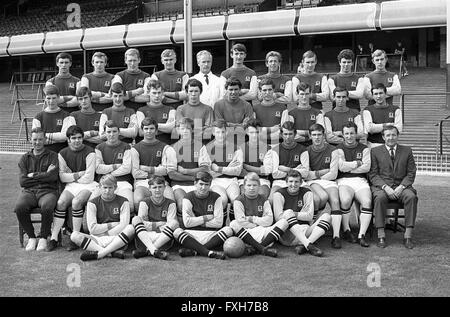 Aston Villa FC Fußball team Kader 1967 Fußballspieler Fußballer der 1960er Jahre Stockfoto