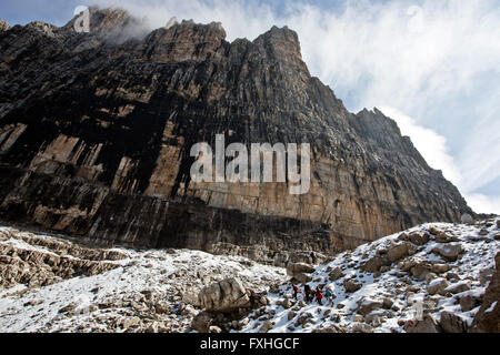 Auf der via Ferrata Delle Bocchette in den Brenta-Dolomiten, Italien Stockfoto