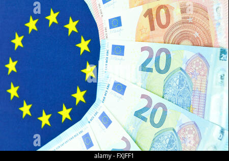 Euro-Zone-Konzept mit Währung Ende EU-Flagge Stockfoto