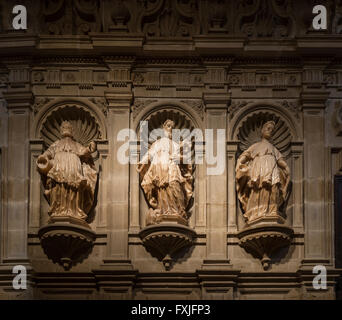 Statuen des Chores der Co-Kathedrale Santa Maria De La Redonda. Logroño, La Rioja, Spanien. Stockfoto