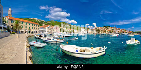 Küsten Stadt Hvar Waterfront Panorama, Dalmatien, Kroatien Stockfoto