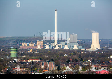STEAG Kohle betriebene Kraftwerk in Herne, Deutschland, Halde Heap in den Rücken, Stockfoto