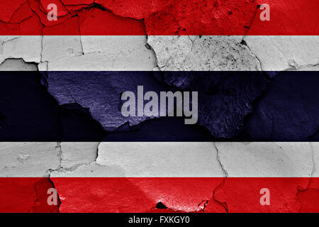 Flagge von Thailand auf rissige Wand gemalt Stockfoto