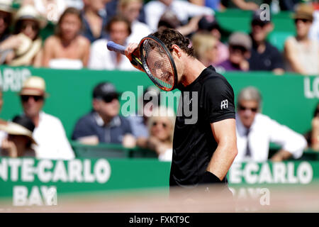 Monte Carlo. 16. April 2016. 16.04.2016: Monte-Carlo Rolex Masters-Tennis: Andy Murray verlor gegen Rafael Nadal by2-6, 6-4, 6-2 im Halbfinale des Monte Carlo Masters im Monte-Carlo Country Club. © Michael Cullen/ZUMA Draht/Alamy Live-Nachrichten Stockfoto