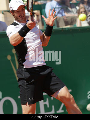 Monte Carlo. 16. April 2016. 16.04.2016: Monte-Carlo Rolex Masters-Tennis: Andy Murray verlor gegen Rafael Nadal by2-6, 6-4, 6-2 im Halbfinale des Monte Carlo Masters im Monte-Carlo Country Club. © Michael Cullen/ZUMA Draht/Alamy Live-Nachrichten Stockfoto