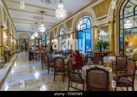 Das Alvear Palace Hotel in Recoleta, Buenos Aires, Argentinien, Südamerika. Stockfoto