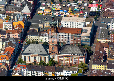 Luftaufnahme, Konkordien Kirche Mannheim, im Hintergrund Markt Mannheim mit ehemaligen Mannheimer Rathaus, St. Sebastian Stockfoto