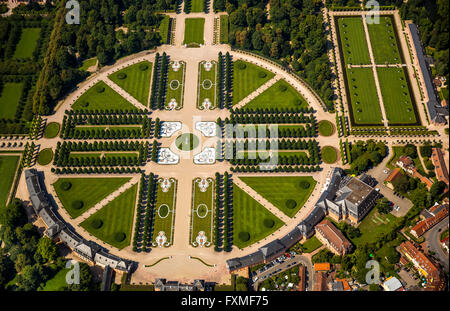 Luftbild, französischer Garten, Barockgarten mit längs- und Querbeschleunigung Achsen, Schwetzingen Schloss mit Schlossgarten, Stockfoto