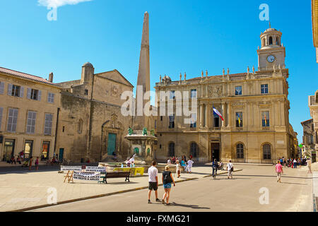 Platzieren Sie De La République, Arles, Frankreich Stockfoto