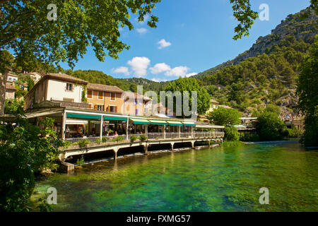 Ansicht von Fontaine-de-Vaucluse, Frankreich Stockfoto