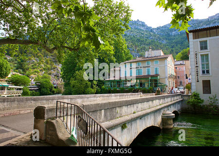 Ansicht von Fontaine-de-Vaucluse, Frankreich Stockfoto