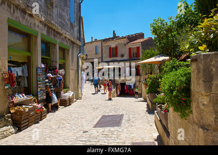 Street View von Les Baux de Provence, Frankreich Stockfoto