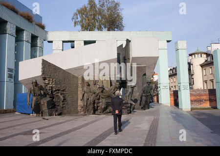 Warschauer Aufstand Denkmal (Polnisch: Pomnik Powstania Warszawskiego) in Warschau, Polen, gewidmet den Warschauer Aufstand Aufständischen Stockfoto