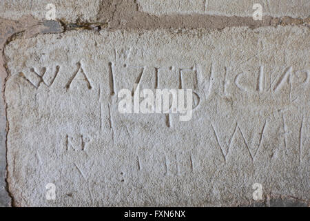 Sehr alte 15. and16th Jahrhundert Graffiti in Edmonthorpe Dorfkirche UK Stockfoto