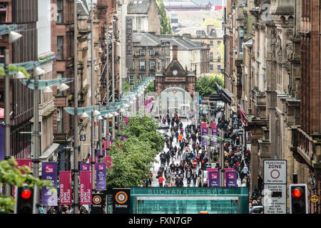 Fußgänger Verkaufsoffener beschäftigt Buchanan Street Glasgow Stockfoto