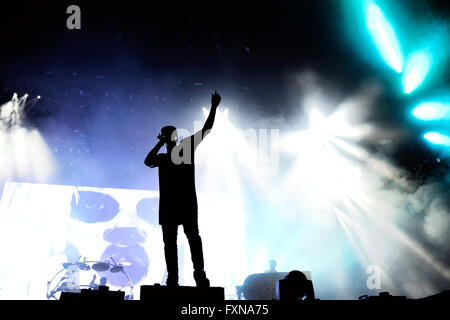 BENICASSIM, Spanien - 17 Juli: Chase & Status (britische elektronische Musik Produktion Duo Band) führt bei FIB Festival. Stockfoto