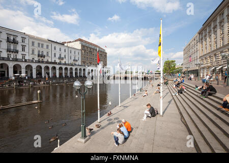 Alsterarkaden am Alsterfleet, Hansestadt, Hamburg, Deutschland Stockfoto