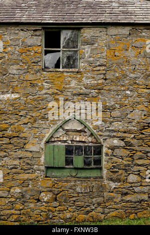 Detail einer alten Scheune neben der A5-Trunk-Straße in der Nähe von Betwys y Coed, North Wales, UK Stockfoto