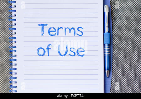 Bedingungen der Nutzung Textkonzept schreiben auf notebook Stockfoto