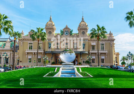 Monte Carlo, Monaco - März 1: Das berühmte Casino von Monte Carlo. Monte Carlo, Monaco auf 1. März 2016 Stockfoto