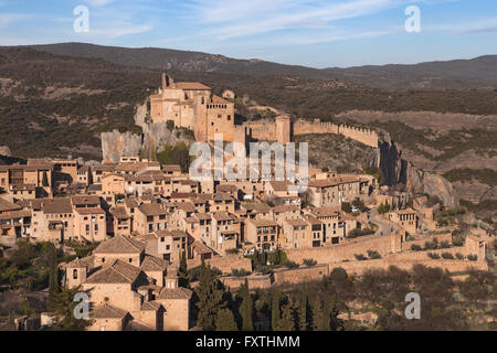 Mittelalterliche Dorf von Alquezar, Provinz Huesca, Aragon, Spanien. Stockfoto