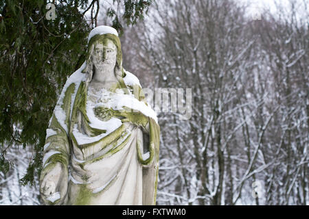 Statue von Jesus Christus auf Rasu Friedhof in Vilnius, Litauen Stockfoto