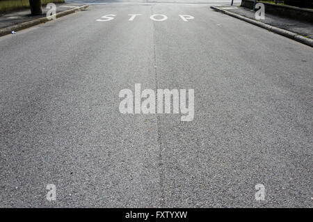Auf der Straße zu stoppen Stockfoto