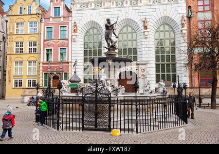 Fontanna Neptuna in Danzig Dlugi Targ Straße, Neptunes Springbrunnen auf dem langen Markt, denkmalgeschützten Bau, Reisen. Stockfoto