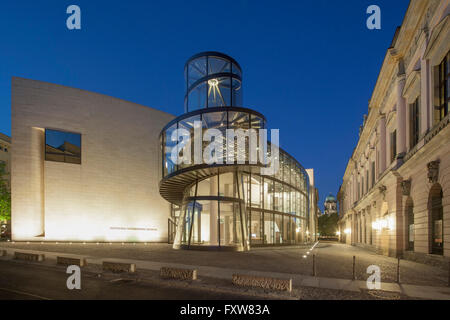 Historisches Museum, I.M.Pei, modernen Glas und Stahl-Architektur, Kuppel, Berlin Stockfoto