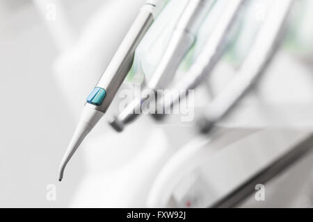 Nahaufnahme einer modernen Zahnarzt-Tools, Aufpolierer mit unscharfen Hintergrund Stockfoto