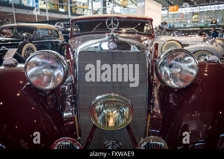 Fragment der Oldtimer Mercedes-Benz Typ 320 (W142) "Cabriolet A", 1938. Stockfoto