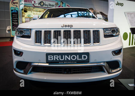 Mid-Size-Luxus-Crossover SUV Jeep Grand Cherokee, 2015 Stockfoto