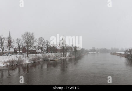 Kleine Stadt Nienburg an der Weser, Niedersachsen, Deutschland Stockfoto